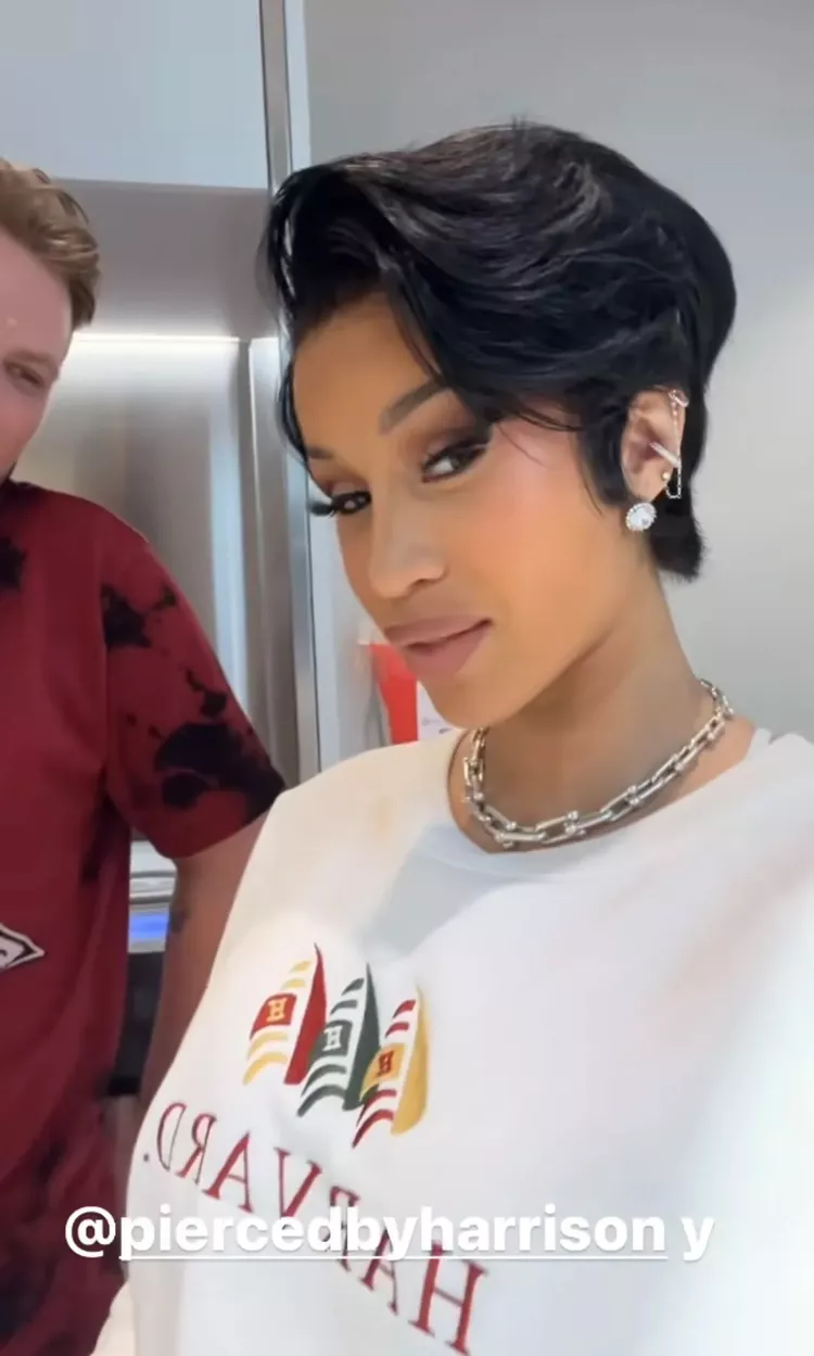 cardi-b-corte bixie